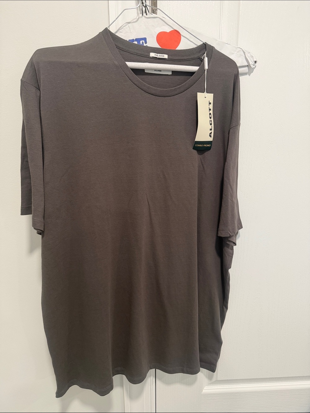 Alcott Men's Short-Sleeve Crew Neck T-Shirt — Charcoal